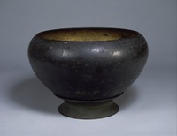 Gilt bronze bowlimage