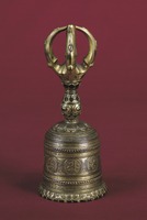 Gilt bronze five-pronged bell, with the motif of seeds of the eight Buddha'simage