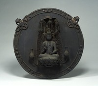 Avalokitesvara (Kannon Bosatsu), gilt bronze round metal plateimage
